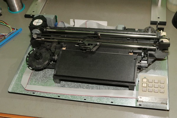HP 7440A ColorPro Plotter