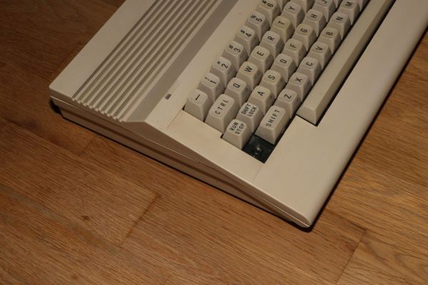 C64