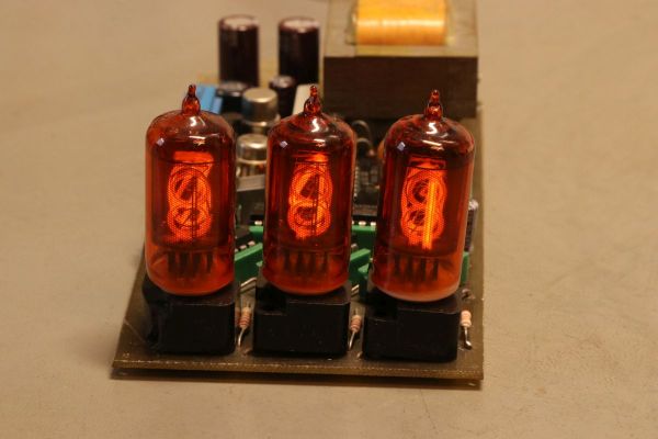 EVM 100 Voltmeter