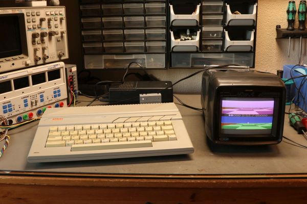 ATARI 130XE