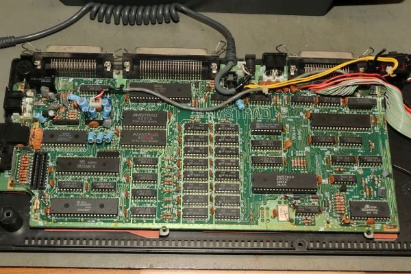 Amstrad Schneider CPC 6128