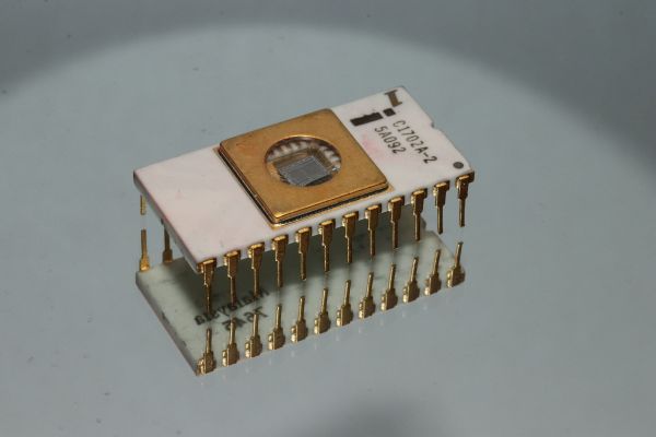 Intel 1701 EPROM